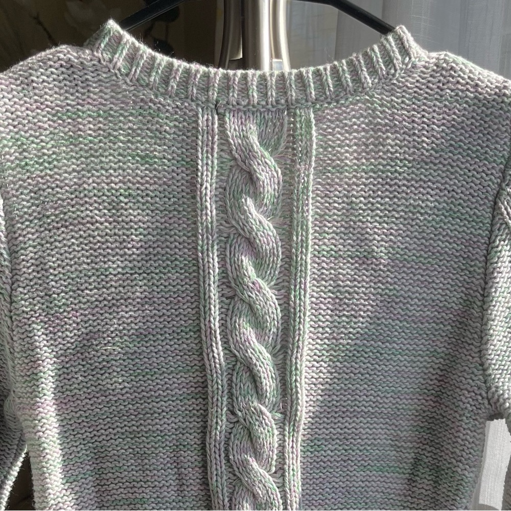 H&M Sweater - Picture 5 of 5